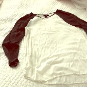 Linen baseball style top